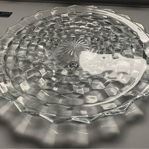 VINTAGE FOSTORIA AMERICAN CLEAR 12 INCH ROUND FOOTED CAKE PLATE SERVING PLATTER